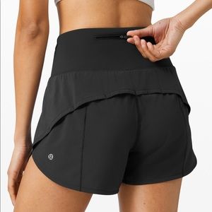 Lululemon High Rise Speed Up Short Size 6